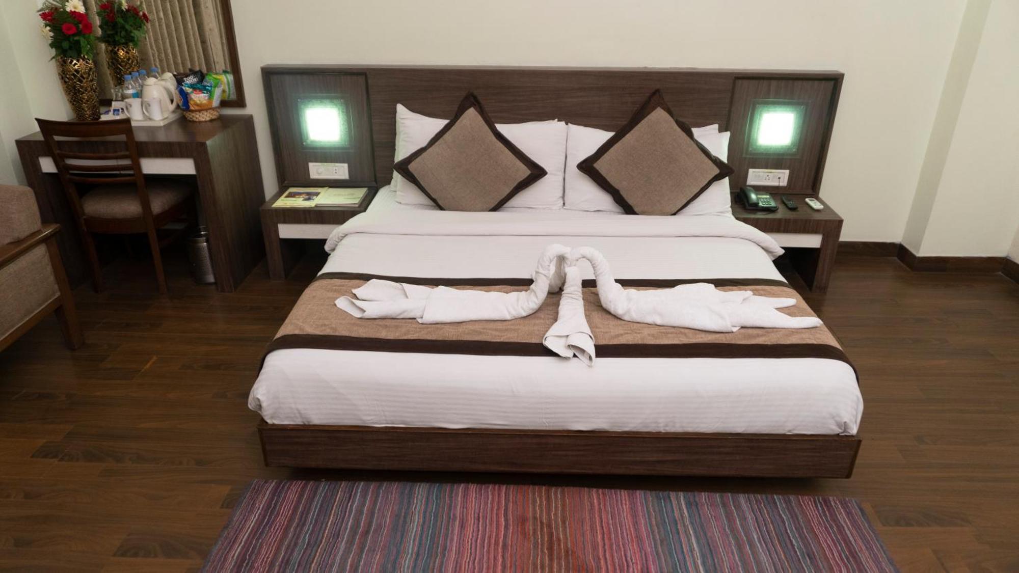 Mg Regency Hotel Baddi Luaran gambar