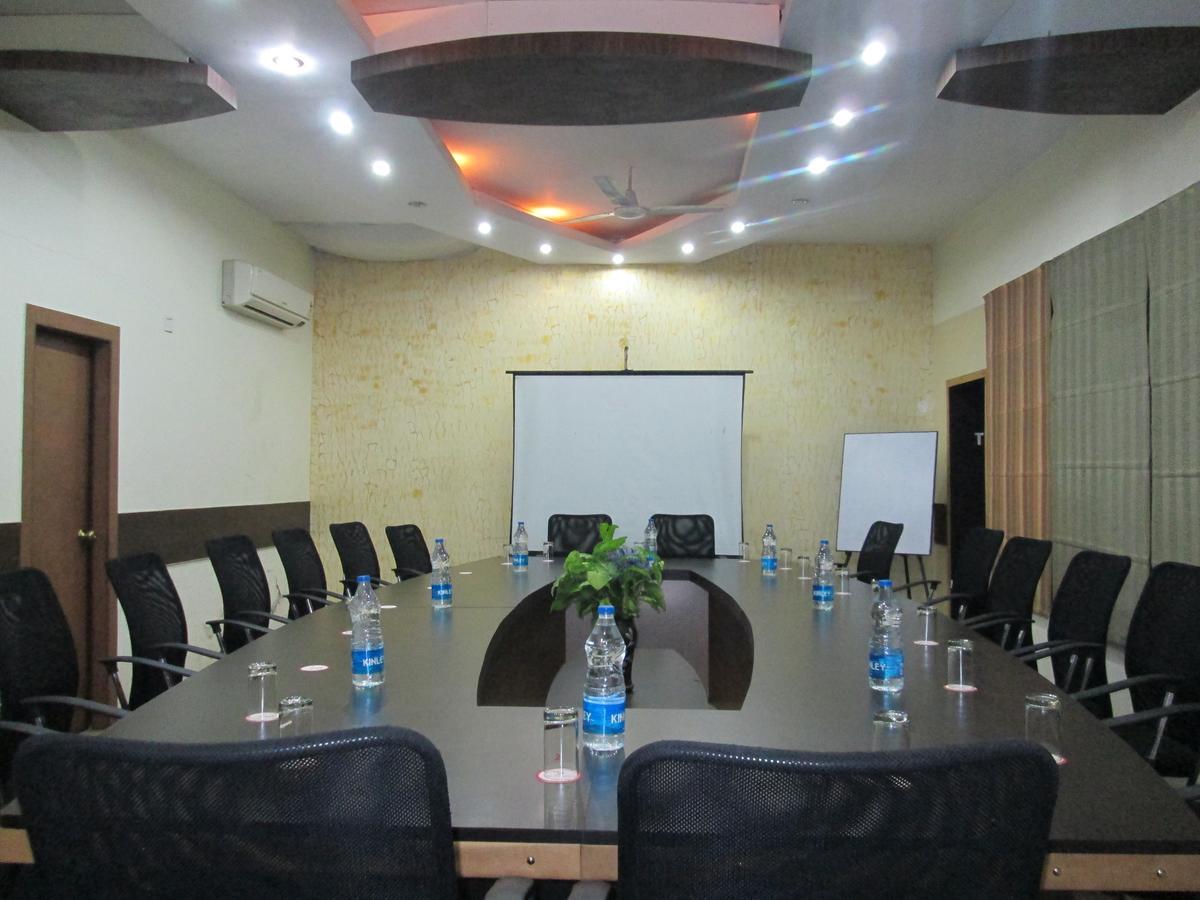 Mg Regency Hotel Baddi Luaran gambar